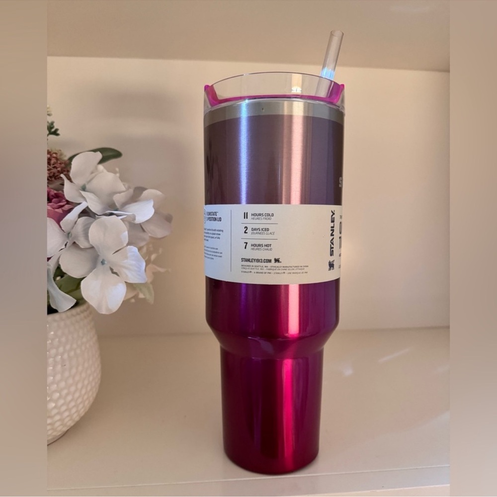 🎉LAST CHANCE🎉Stanley 40 oz. Quencher H2.0 FlowState Tumbler Camelia Gradient - Picture 8 of 14